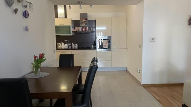 Apartment Marina Рийека Екстериор снимка
